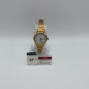 Timex Easy Reader T2H3519J Wrist Watch for Women.